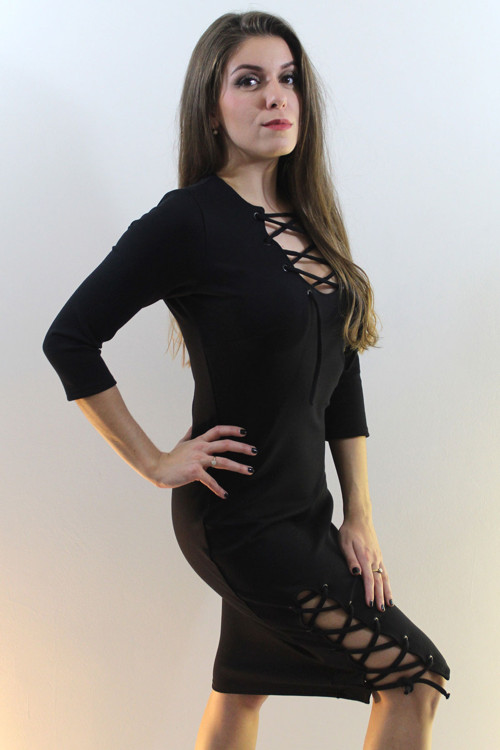 Černé šaty se šněrováním — foto 2