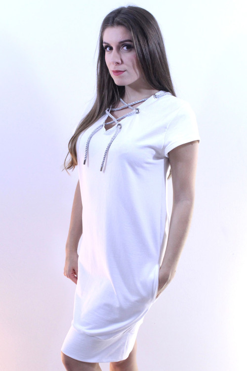 Bílé šaty se stříbrným šněrováním — foto 3