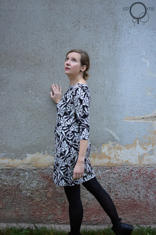 Černé šaty s listy, vel. XL — foto 2