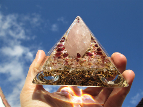 Org. pyramida ,, Dimenze Šamanské Lásky " — foto 5