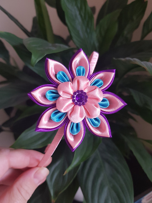 Čelenka kanzashi květinka — foto 2