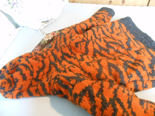 Hand made vlněný svetr dětský..SLEVA — foto 3