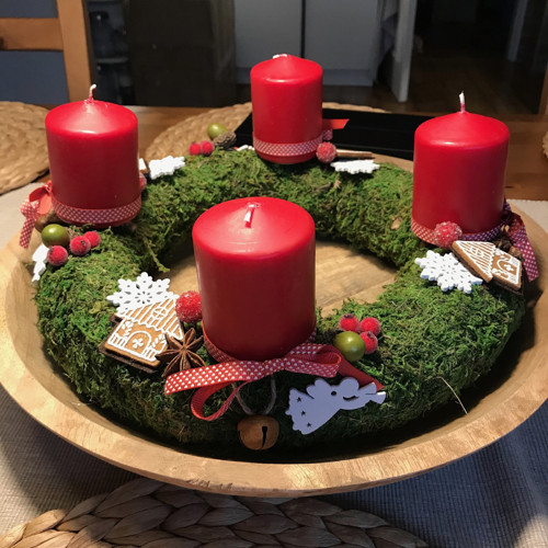 Adventní věnec mechový — foto 2