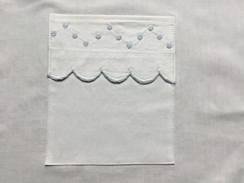 Zástěra S Modrou Výšivkou — foto 2