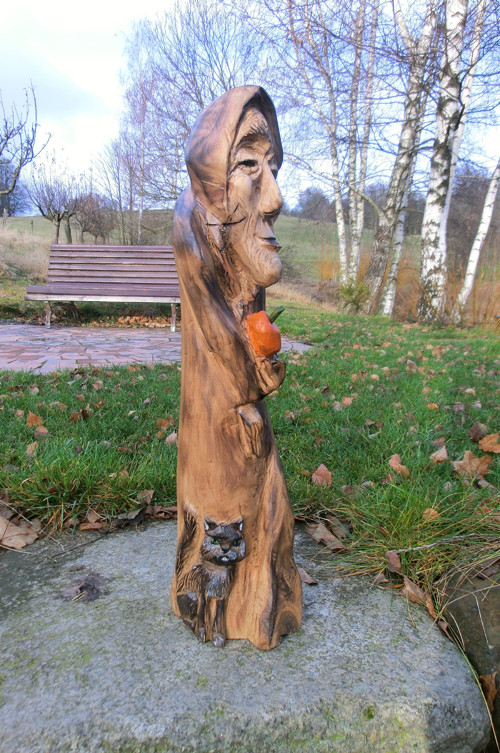 Čarodějnice, 50 cm, interiér — foto 2