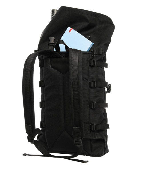 Nepromokavý batoh Braasi WEBBING BLACK — foto 3