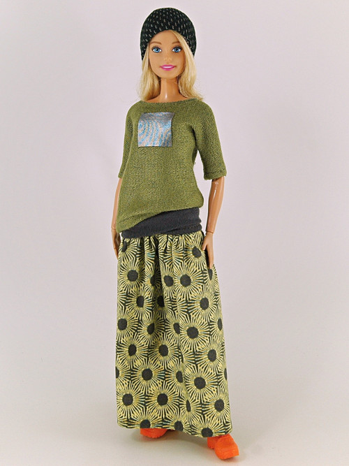 Barbie - Komplet se sukní — foto 2