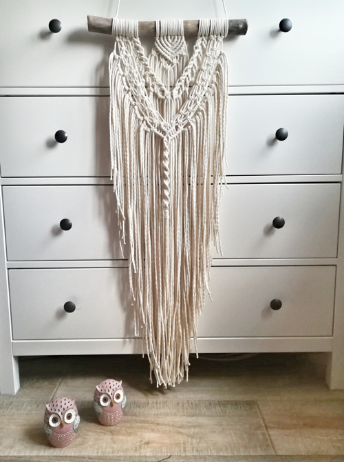 Macrame dekorace v krémové barvě — foto 2