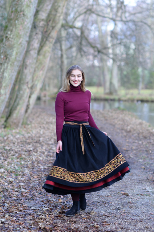 Sukňa Dominique — foto 4