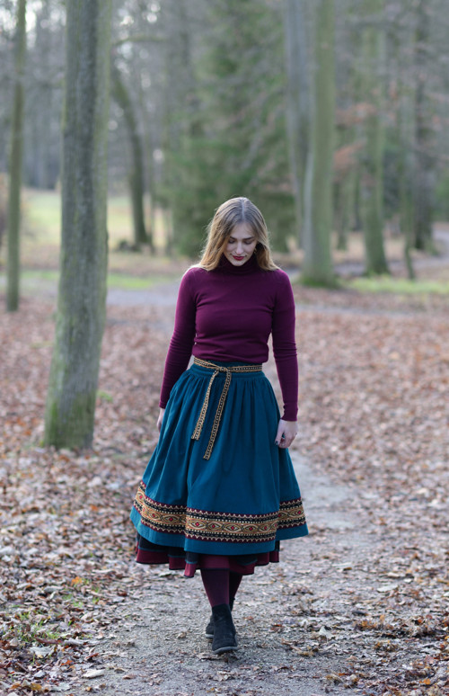 Sukňa Estera — foto 2