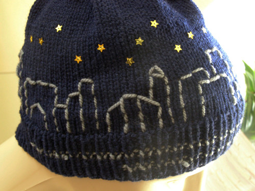 Tmavomodrá čepice "skyline" — foto 3