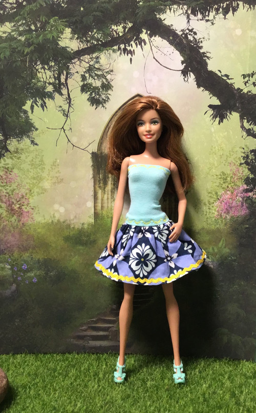 Šaty pro Barbie - “Kolekce Magic Land” — foto 2