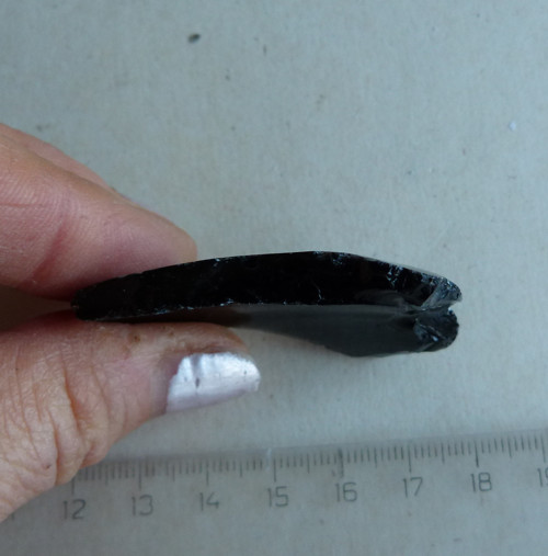 Obsidián černý surový - 5,2 cm — foto 5