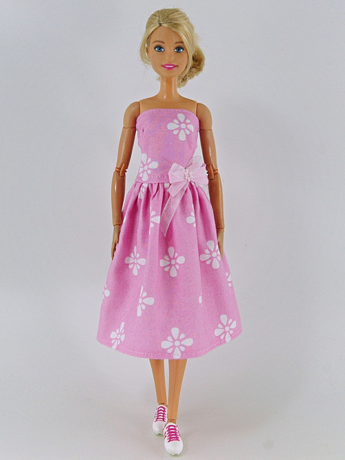 Barbie - šaty v růžové — foto 2