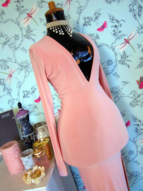 Šaty rafinované powder pink — foto 3