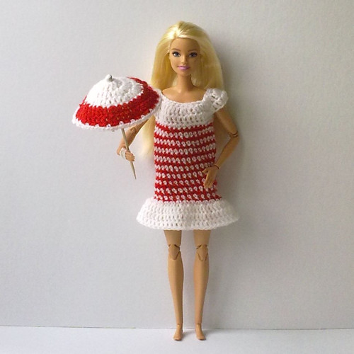 Oblečky pro Barbie - šaty, deštník — foto 2