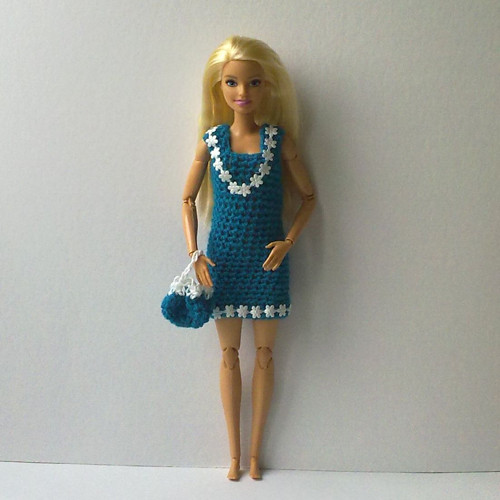 Oblečky pro Barbie - šaty, kabelka — foto 6