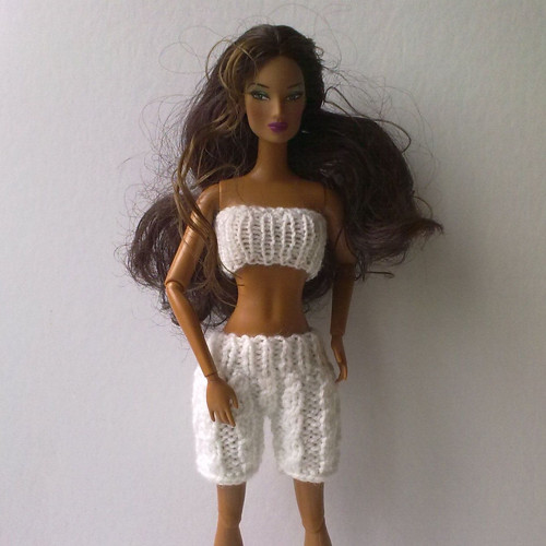 Oblečky pro Barbie - kraťasy — foto 2