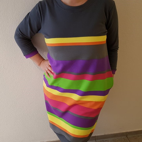 Mikinové šaty — foto 3