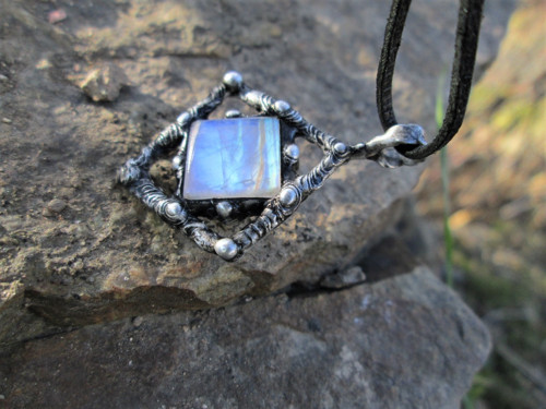Talisman ,, Noční duhy " — foto 3