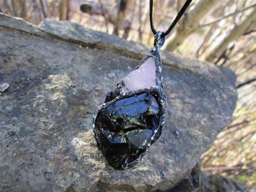 Talisman ,, Nespoutané Lásky " — foto 4
