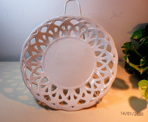 Prolamovaná mísa — foto 3