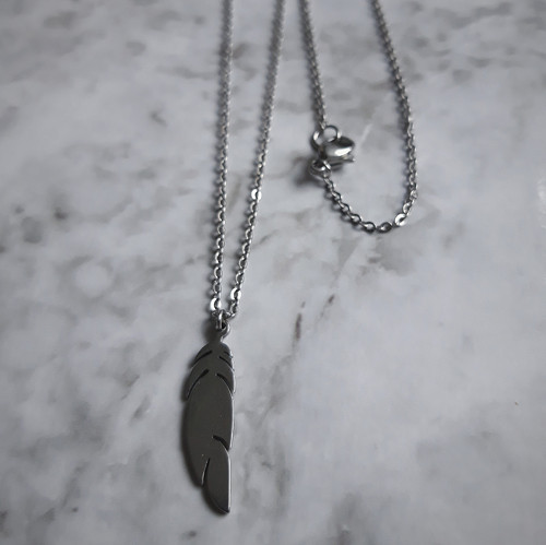 Simple feather - nerezový řetízek — foto 2