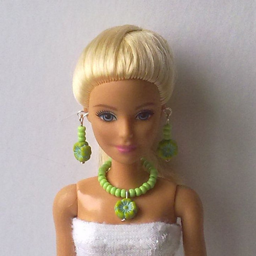 Šperky pro Barbie - náhrdelník, náušnice — foto 3