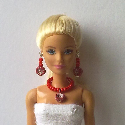 Šperky pro Barbie - náhrdelník, náušnice — foto 2