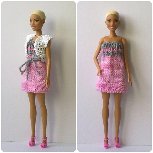 Oblečky pro Barbie - šaty, kabátek — foto 2