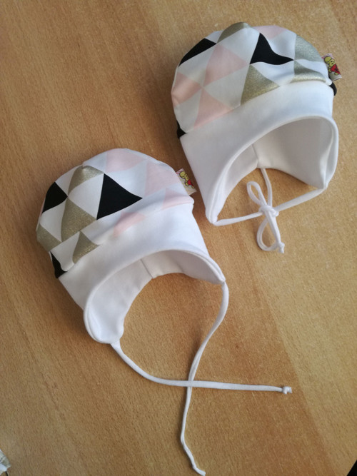 Kojenecká čepička — foto 2