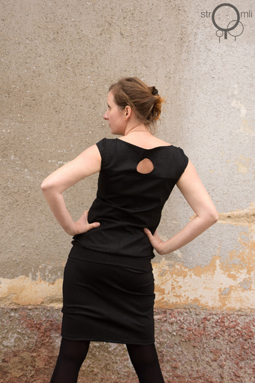 Černé plesová halenka vel. M — foto 3