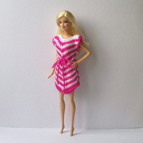 Oblečky pro Barbie - šaty — foto 3