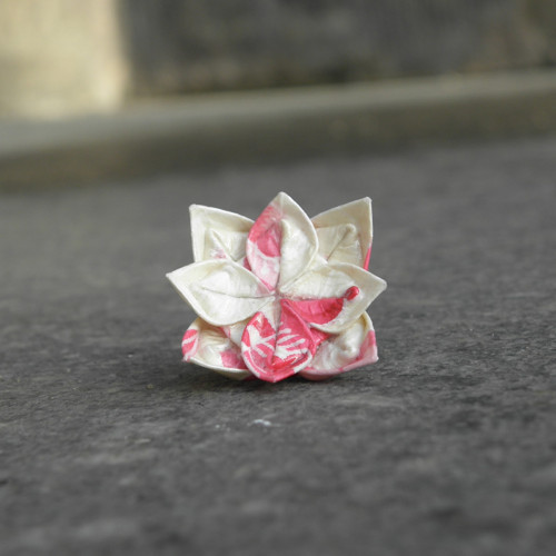 Lotus - origami brož — foto 4