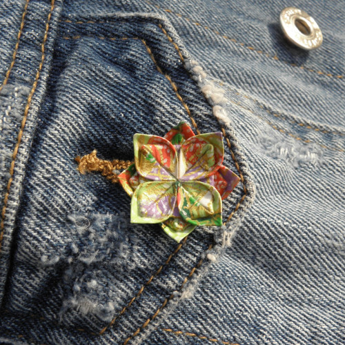 Lotus - origami brož — foto 2