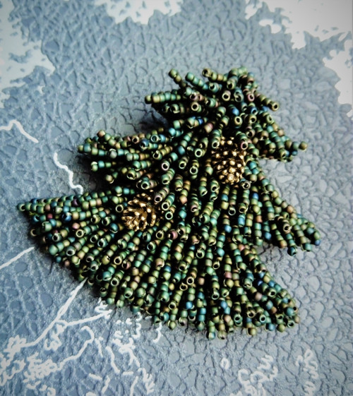Brož Conifer — foto 4