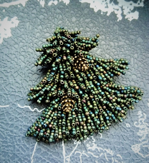 Brož Conifer — foto 2