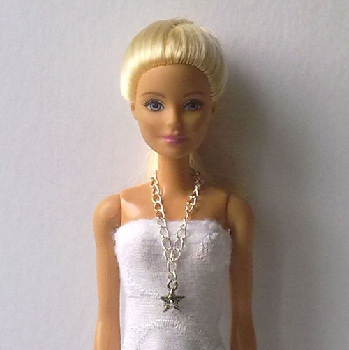 Šperky pro Barbie - řetízkový náhrdelník — foto 2