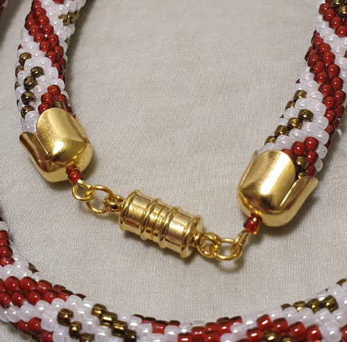 Náhrdelník z korálků — foto 2