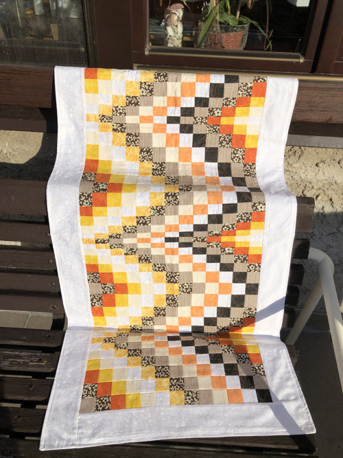 Maxi patchworkový ubrus bargello — foto 3