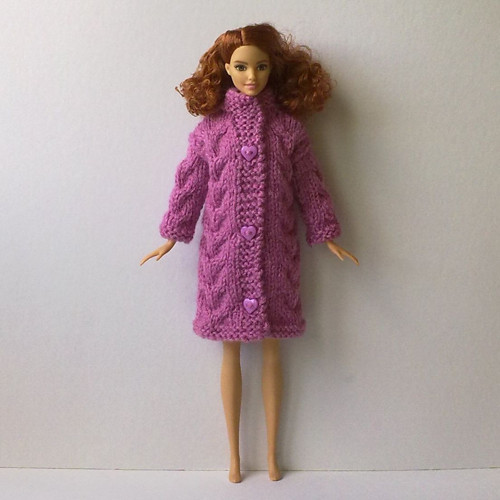 Oblečky pro Barbie - kabát — foto 5