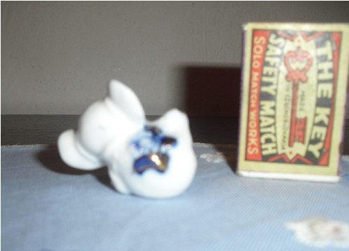 Porcelánová miniatura, SLON, modrý dekor — foto 2