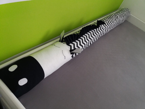 Zebra - válec, mantinel 2m — foto 3