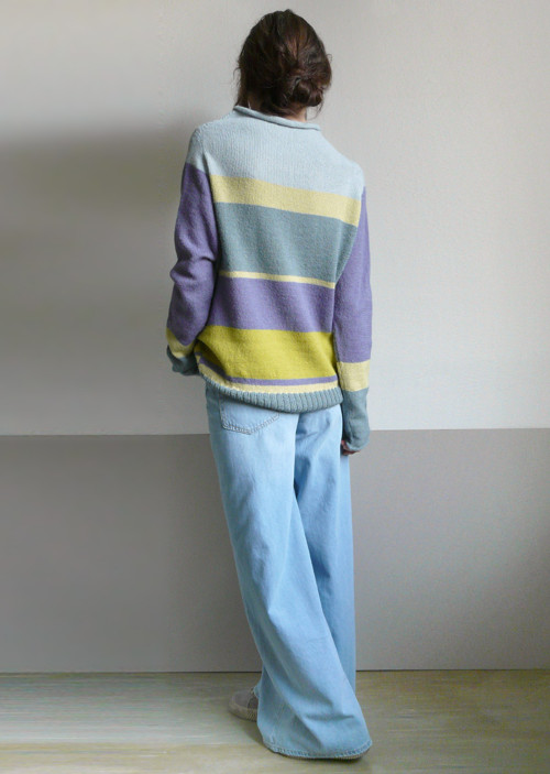 Pásikový alpaca pulover — foto 5