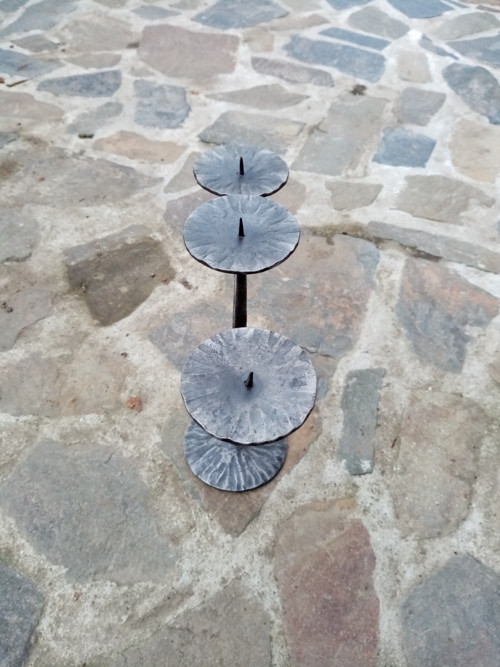 Kovaný svícen — foto 2