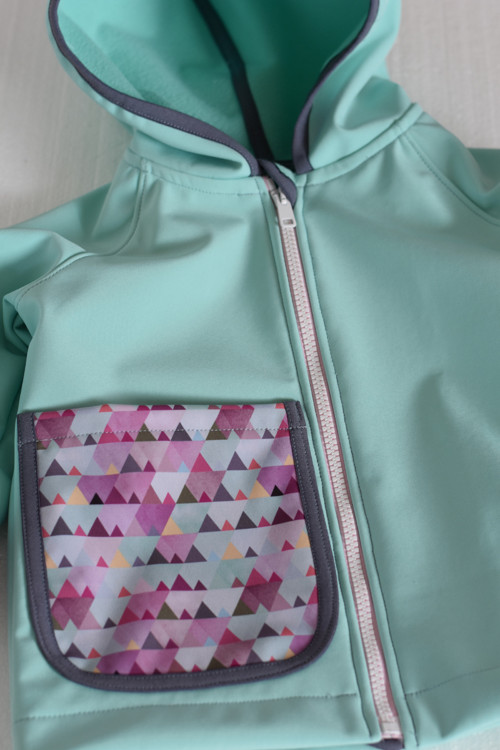Softshell bundička s kapsou vel. 80 SKLADEM — foto 2