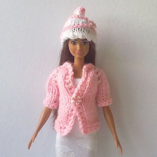 Oblečky pro Barbie - kabátek, čepice — foto 4