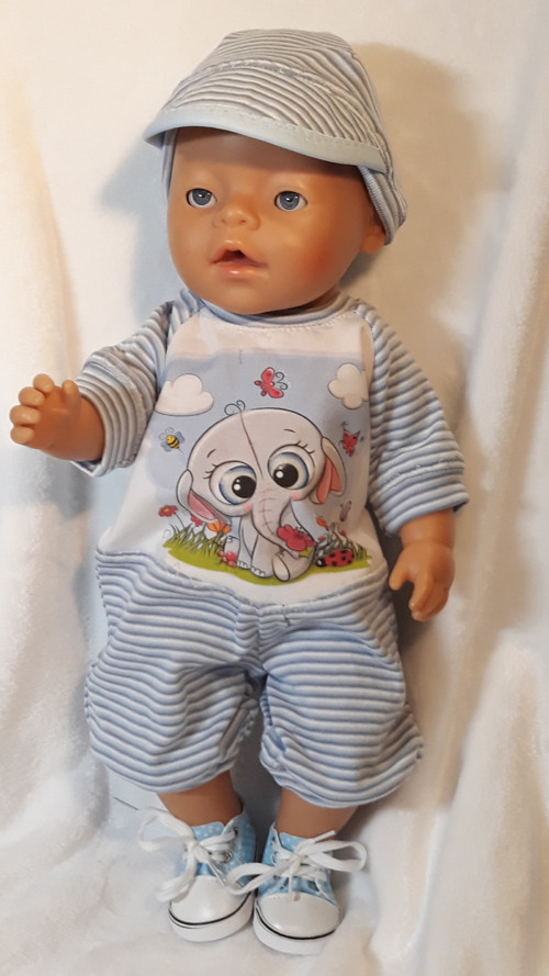 Overal s kšiltovkou — foto 2
