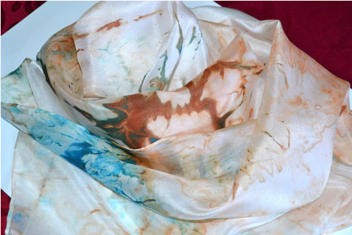 Hnědá oblíbená - hedvábná šála 180x45cm — foto 5