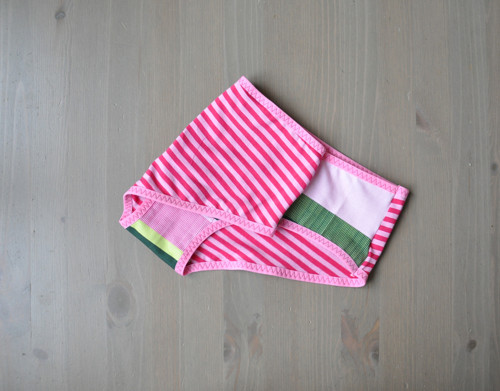 Cosy & Cutty kalhotky vel. M — foto 4